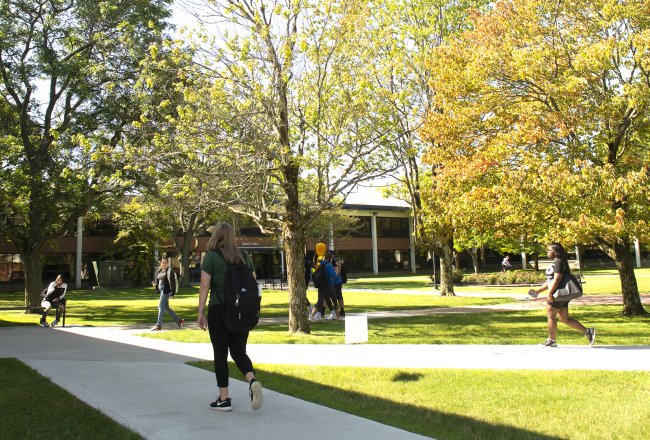 Academic quad at Utica University